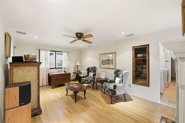 30 Woodland Road, Miller Place, NY 11764