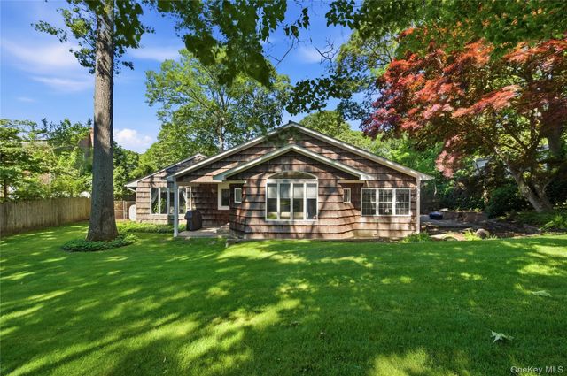 30 Woodland Road, Miller Place, NY 11764