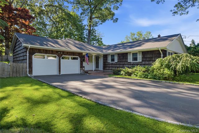 30 Woodland Road, Miller Place, NY 11764
