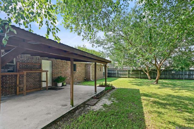 36157 Lynchburg Dr, Denham Springs, LA 70706