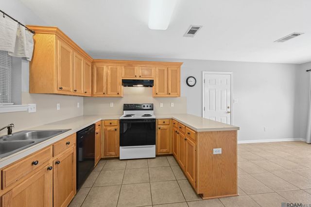 36157 Lynchburg Dr, Denham Springs, LA 70706
