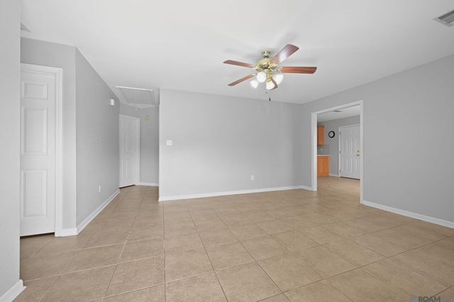 36157 Lynchburg Dr, Denham Springs, LA 70706