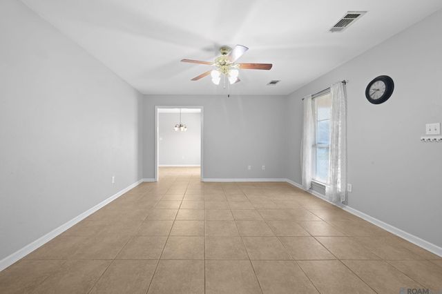 36157 Lynchburg Dr, Denham Springs, LA 70706