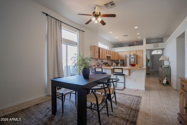 17648 N 17TH Street, Phoenix, AZ 85022