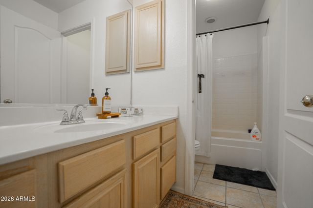 17648 N 17TH Street, Phoenix, AZ 85022