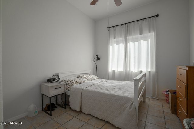 17648 N 17TH Street, Phoenix, AZ 85022