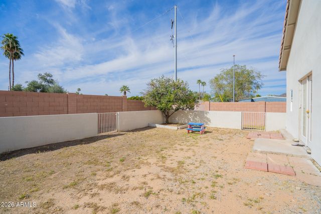 17648 N 17TH Street, Phoenix, AZ 85022