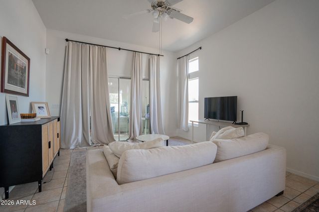 17648 N 17TH Street, Phoenix, AZ 85022