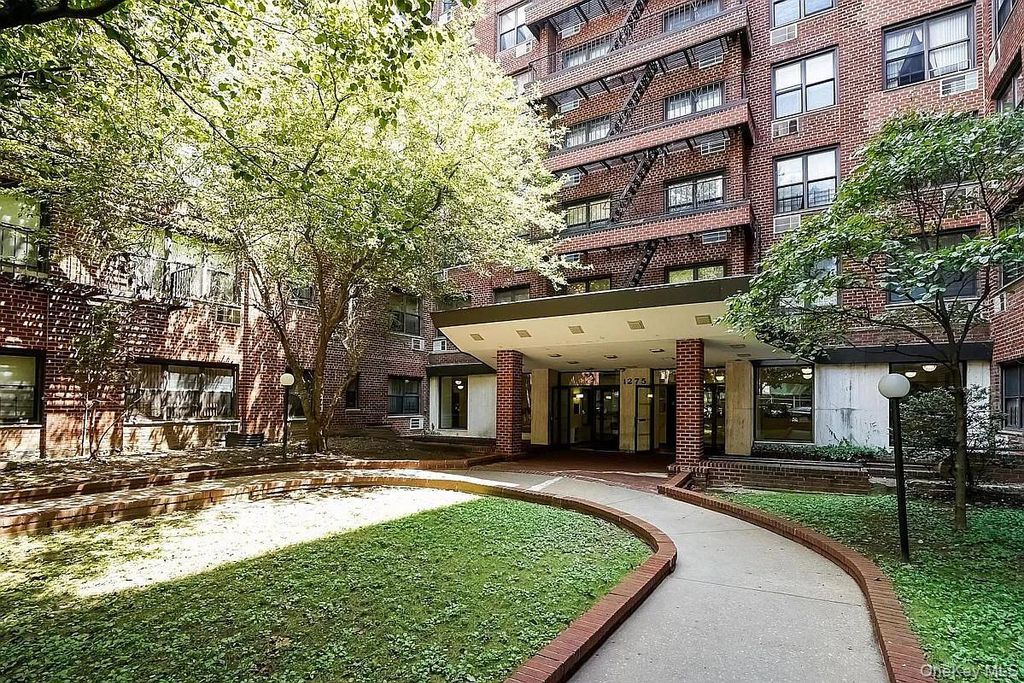 1275 E 51st 51 Street 4M, Brooklyn, NY 11234 — exterior