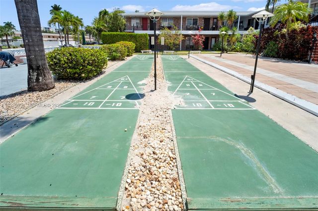 1050 Atlantic Shores Blvd 210, Hallandale Beach, FL 33009