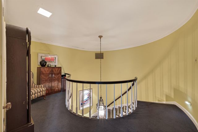 2030 Southgate Boulevard, Houston, TX 77030