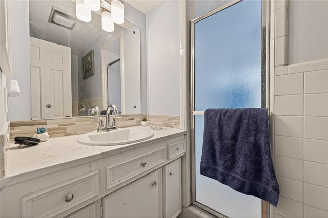 2030 Southgate Boulevard, Houston, TX 77030