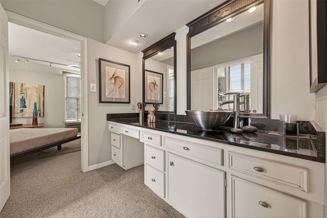 2030 Southgate Boulevard, Houston, TX 77030