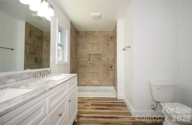 200 Quinn Hill Lane 78, Mars Hill, NC 28754
