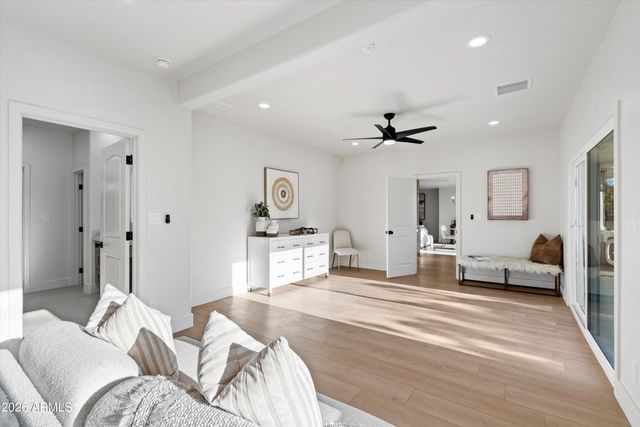 7210 N 17TH Avenue, Phoenix, AZ 85021