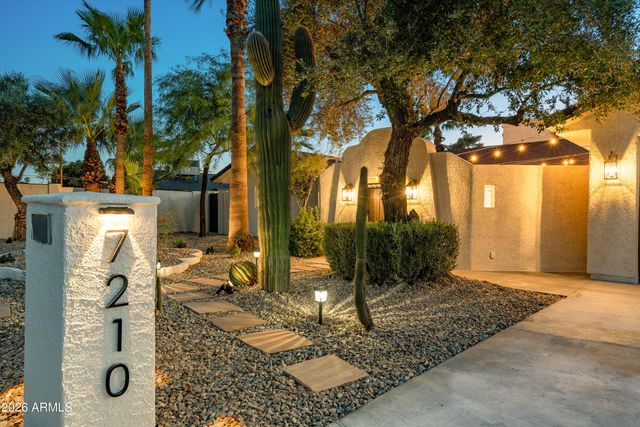 7210 N 17TH Avenue, Phoenix, AZ 85021