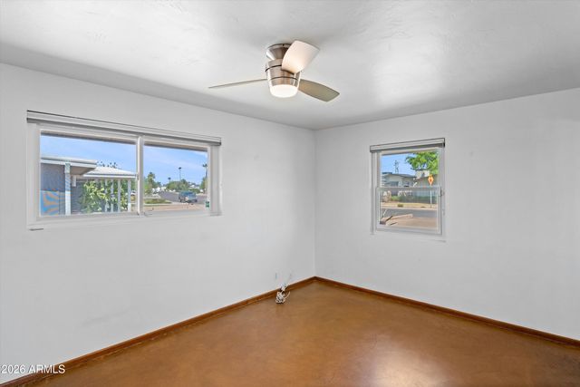 2051 W WINDSOR Avenue, Phoenix, AZ 85009