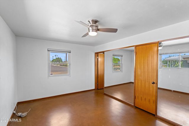 2051 W WINDSOR Avenue, Phoenix, AZ 85009