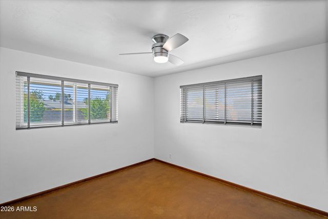 2051 W WINDSOR Avenue, Phoenix, AZ 85009