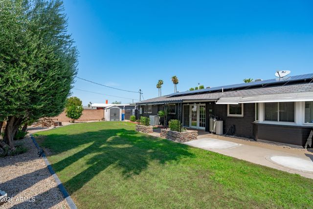 2051 W WINDSOR Avenue, Phoenix, AZ 85009