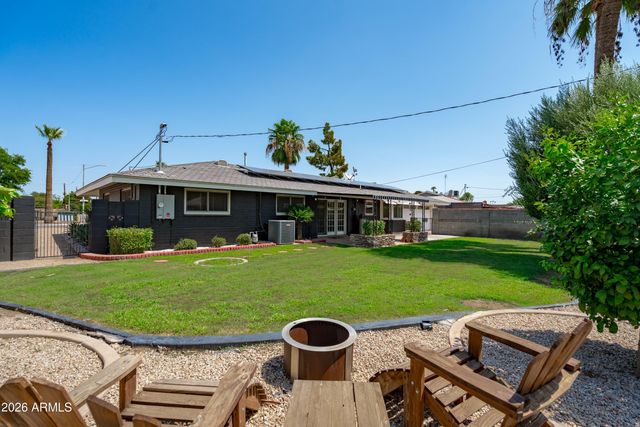 2051 W WINDSOR Avenue, Phoenix, AZ 85009