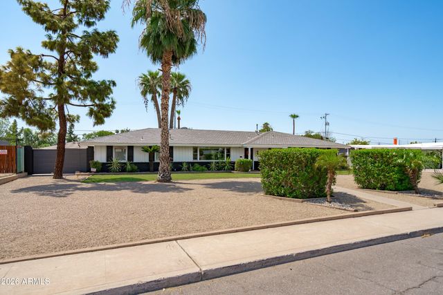 2051 W WINDSOR Avenue, Phoenix, AZ 85009
