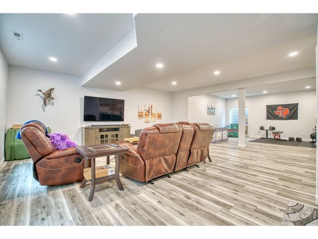 1277 Tipton St, Berthoud, CO 80513