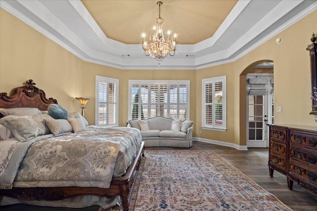 527 FAIRWAY DR, Covington, TN 38019