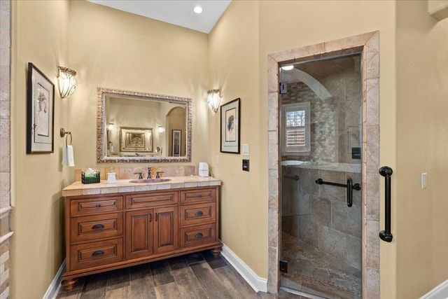 527 FAIRWAY DR, Covington, TN 38019