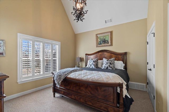 527 FAIRWAY DR, Covington, TN 38019