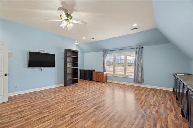 527 FAIRWAY DR, Covington, TN 38019