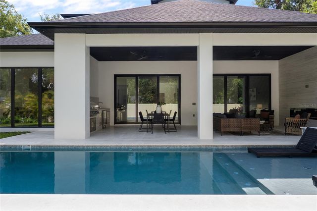 525 S LAKEMONT AVENUE, Winter Park, FL 32792