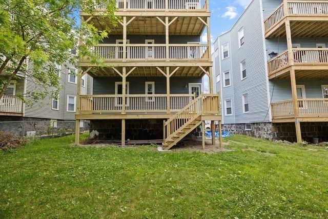 16 Leslie St 2, Boston, MA 02122