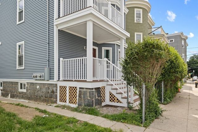 16 Leslie St 2, Boston, MA 02122
