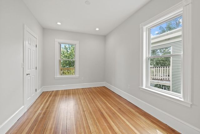 16 Leslie St 2, Boston, MA 02122