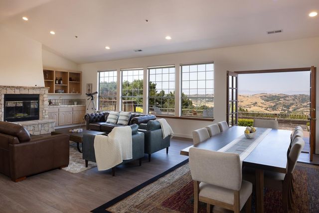 10590 Hidden Mesa Place, Monterey, CA 93940