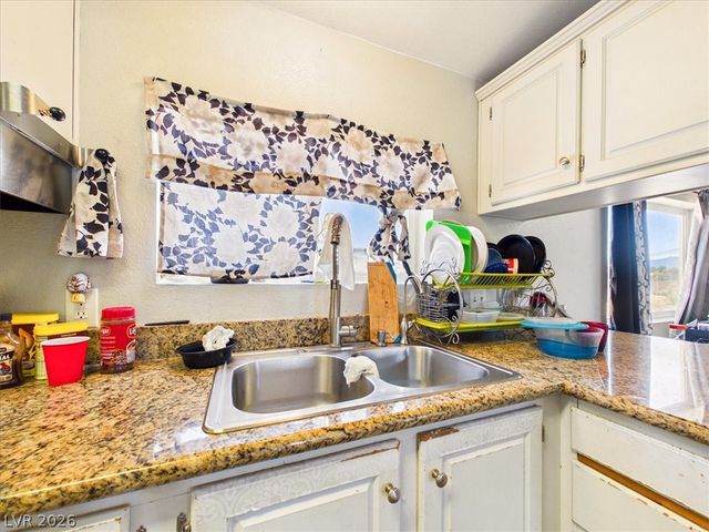 1141 Gold Dust Lane, Pahrump, NV 89048
