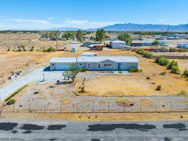 1141 Gold Dust Lane, Pahrump, NV 89048