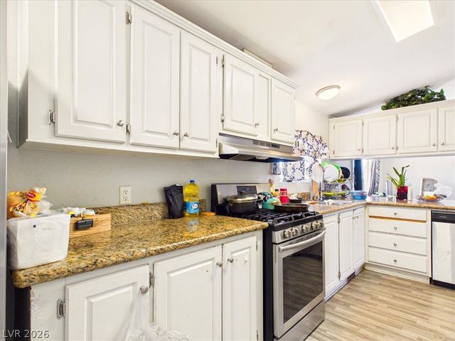 1141 Gold Dust Lane, Pahrump, NV 89048