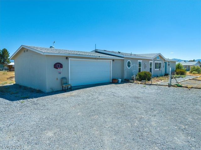1141 Gold Dust Lane, Pahrump, NV 89048
