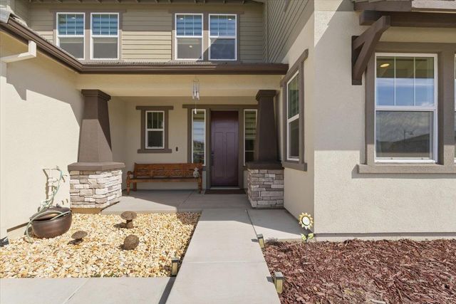 2505 Mulholland Dr, Lathrop, CA 95330