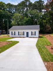 213 N Bickett North Boulevard, Louisburg, NC 27549