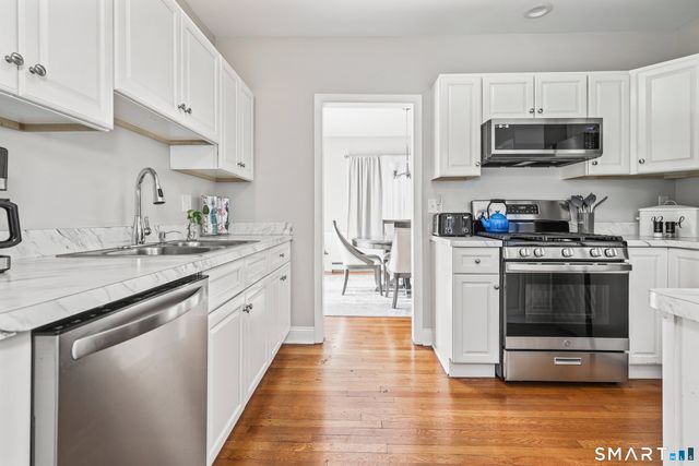 30 Melrose Avenue, Waterbury, CT 06705