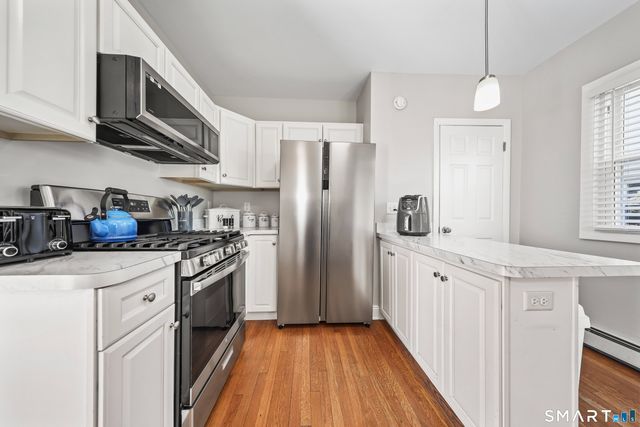 30 Melrose Avenue, Waterbury, CT 06705