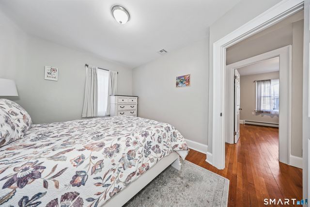 30 Melrose Avenue, Waterbury, CT 06705