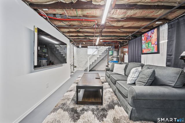 30 Melrose Avenue, Waterbury, CT 06705