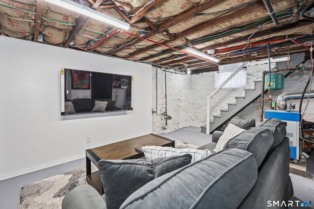 30 Melrose Avenue, Waterbury, CT 06705