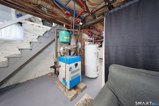 30 Melrose Avenue, Waterbury, CT 06705