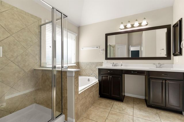 13011 Thorn Valley Court, Tomball, TX 77377