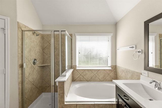 13011 Thorn Valley Court, Tomball, TX 77377